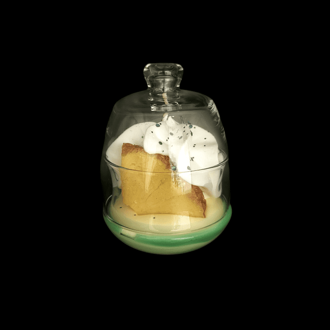 Bougie gourmande sous cloche parfum Pina Colada